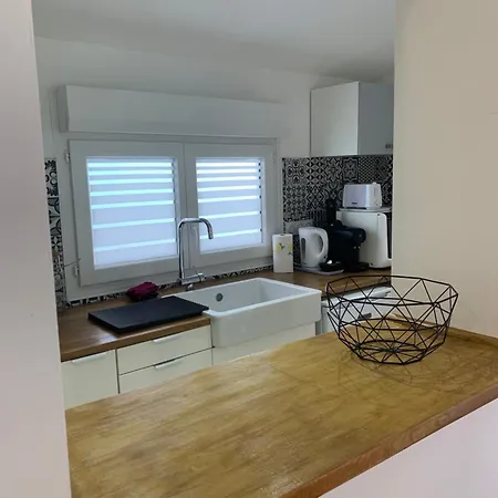 Independant, Front De Et A 200m Holiday home